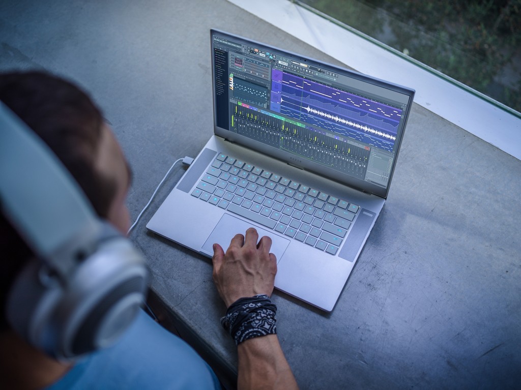 Nuevo Razer Blade 15: doble disco duro y gráfica GTX 1070 Max-Q en solo 2 kg de peso