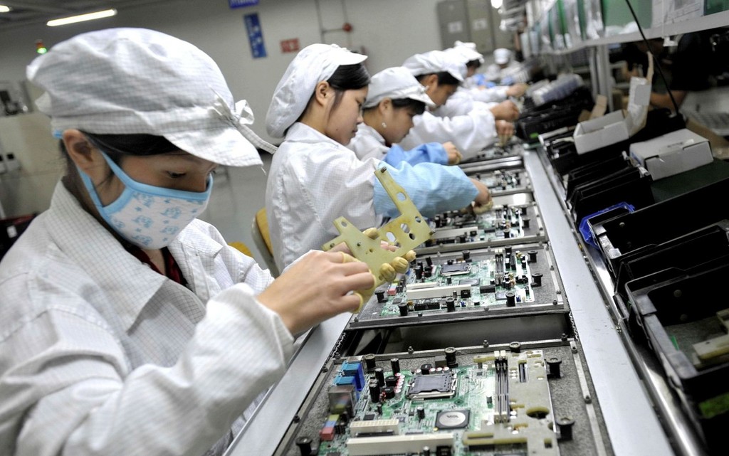 Foxconn recorta 3.000 millones de dólares en gastos para 2019: el año será difícil, y la culpa puede ser de los iPhone 